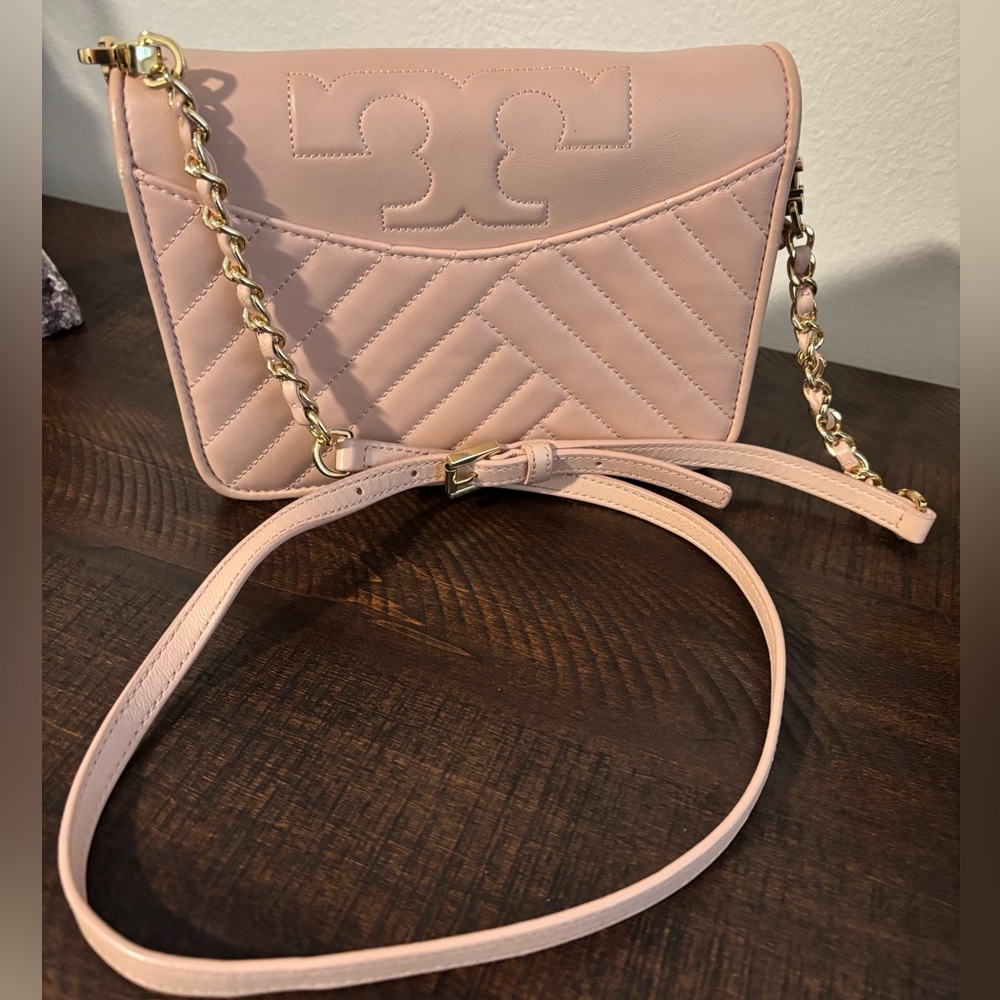Tory Burch Elegant Blush Alexa Quilted Combo Shoulder & Crossbody Bag